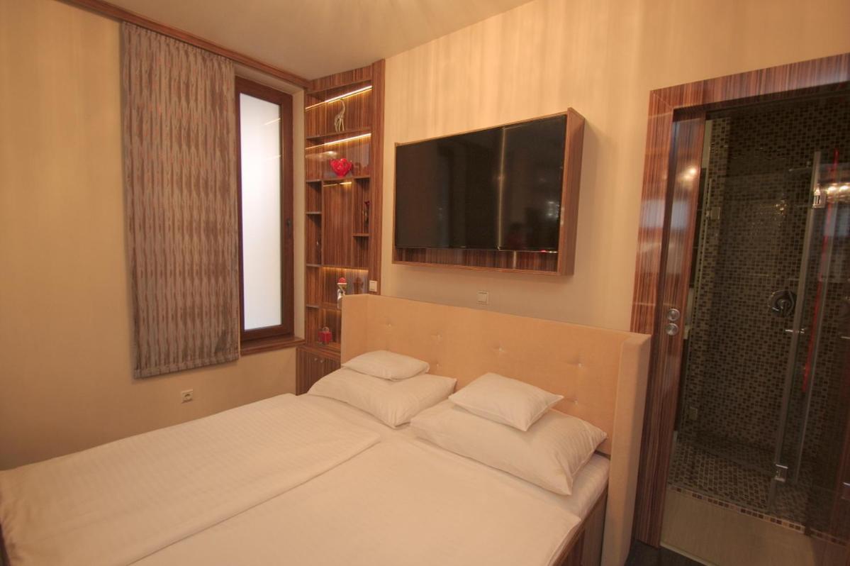 Hotel Vadaszkuert Superior Székesfehérvár Extérieur photo