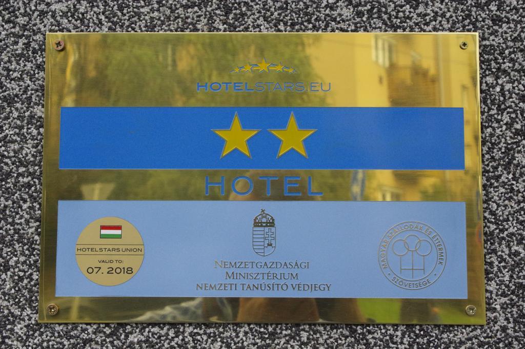 Hotel Vadaszkuert Superior Székesfehérvár Extérieur photo