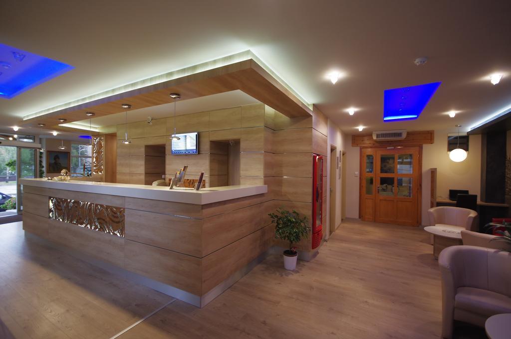 Hotel Vadaszkuert Superior Székesfehérvár Extérieur photo