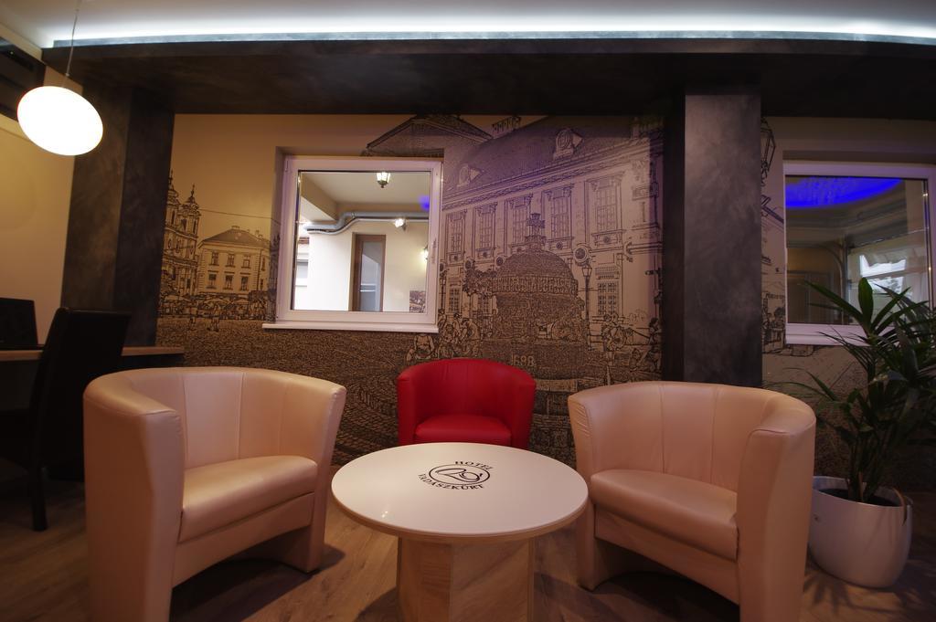 Hotel Vadaszkuert Superior Székesfehérvár Extérieur photo